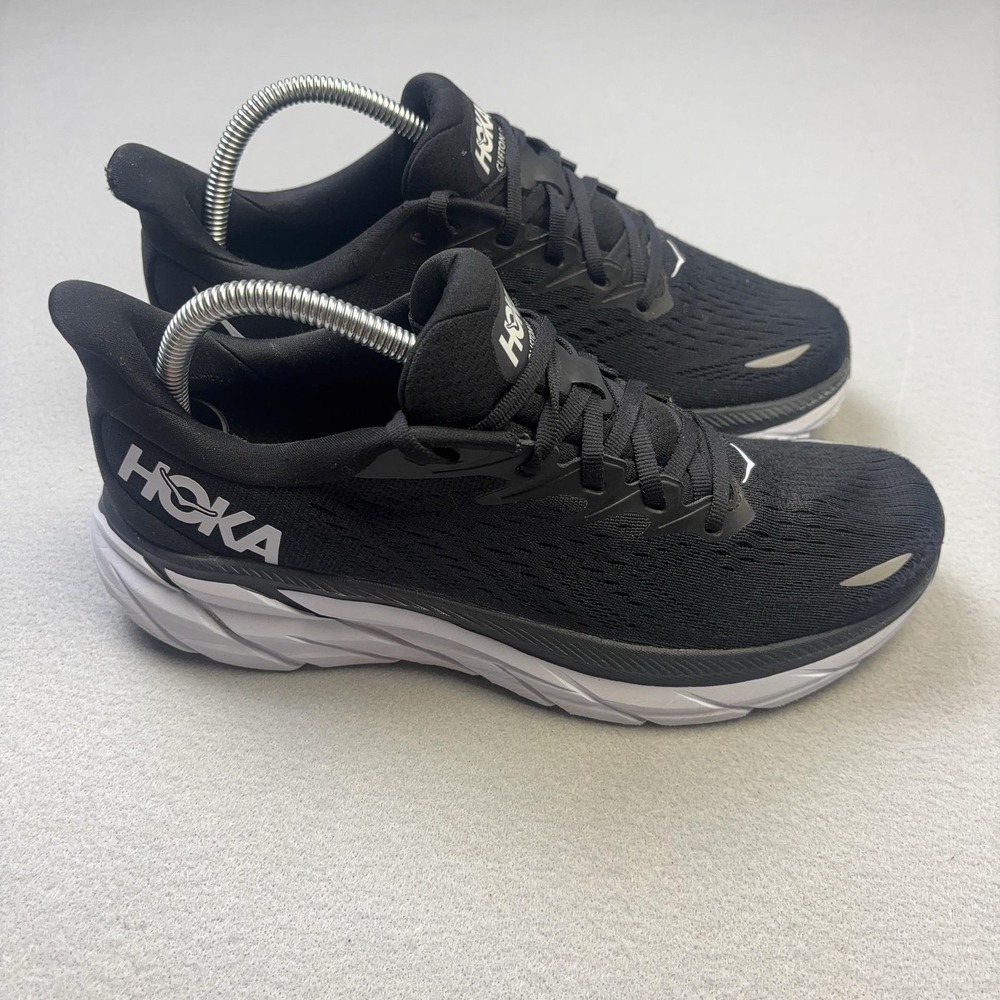 Hoka One One Clifton 8 Shoes Womens Size 8.5 Black Running Sneakers 1119394 BWHT